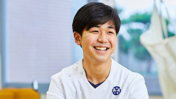 作業療法士を目指す学生の姿。