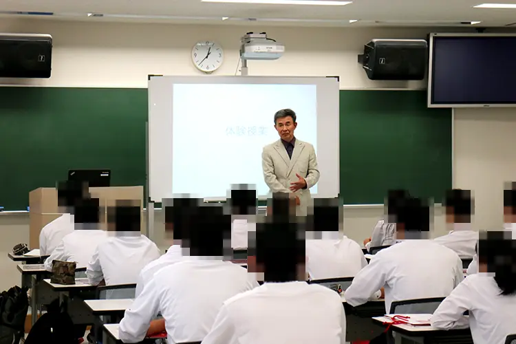 大学見学会 美原 写真01