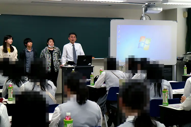 大学見学会 泉大津高等学校 写真01